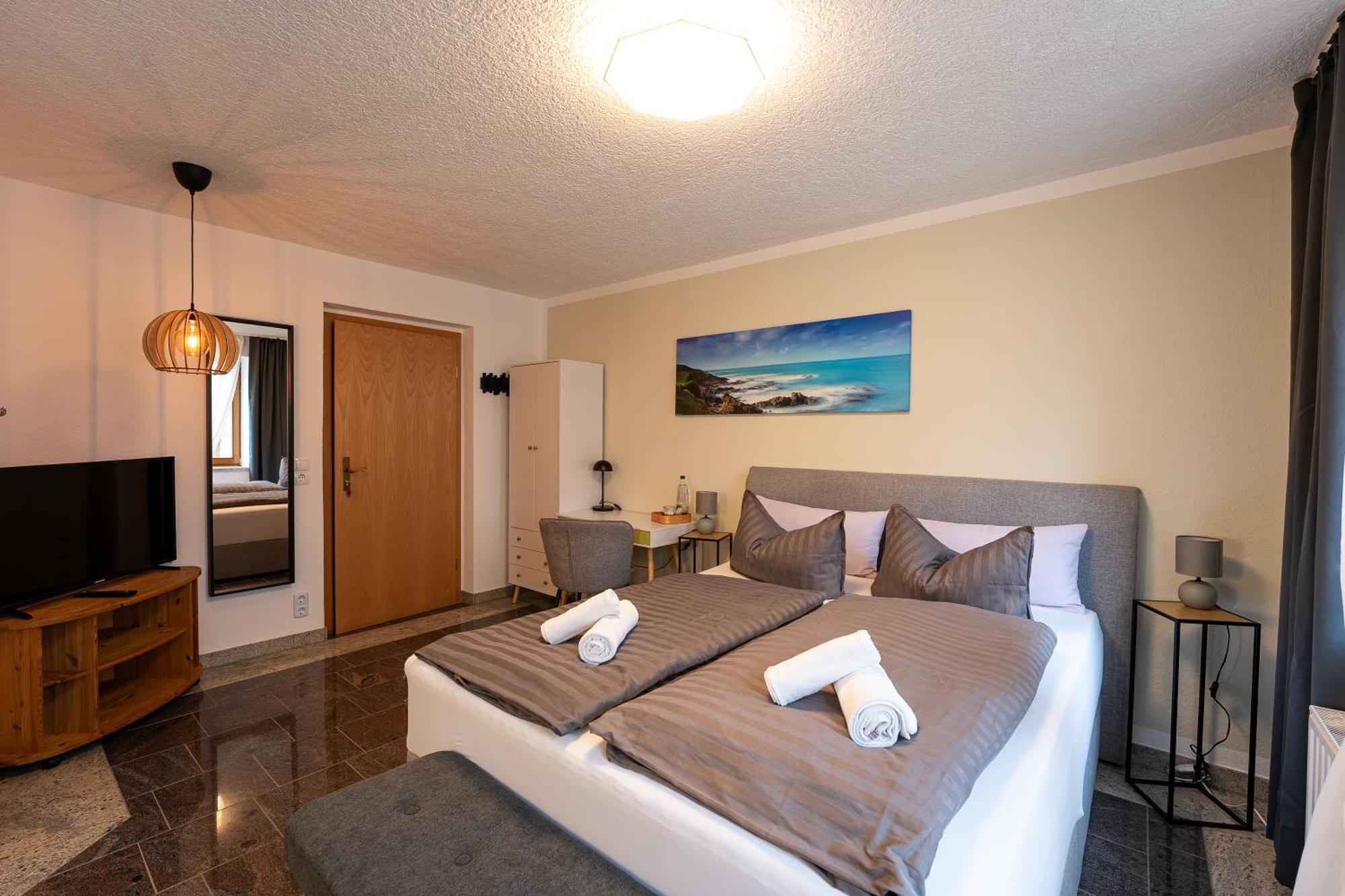 Pension Krone Фрайберг Экстерьер фото