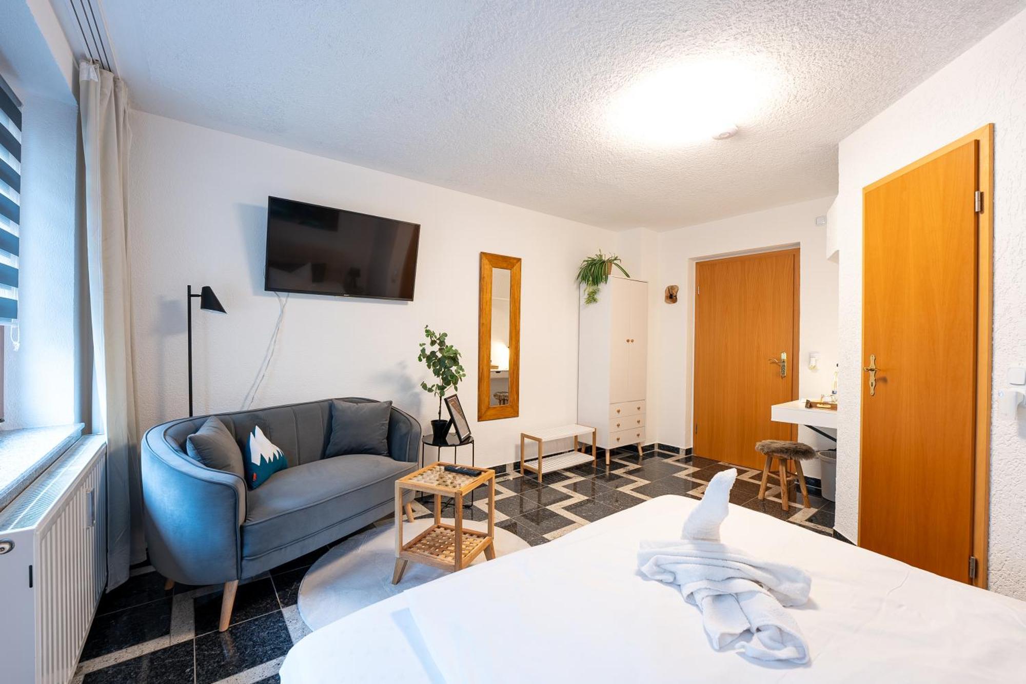 Pension Krone Фрайберг Экстерьер фото