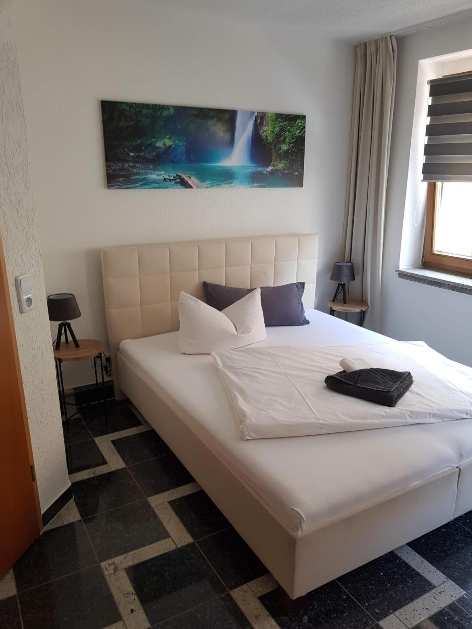 Pension Krone Фрайберг Экстерьер фото
