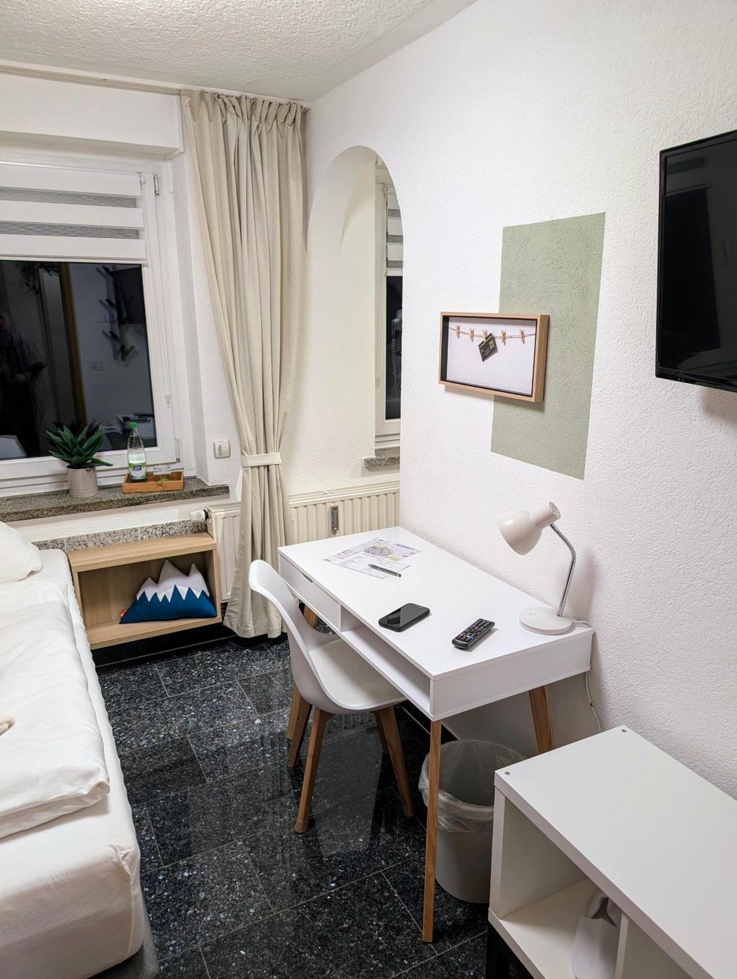 Pension Krone Фрайберг Экстерьер фото